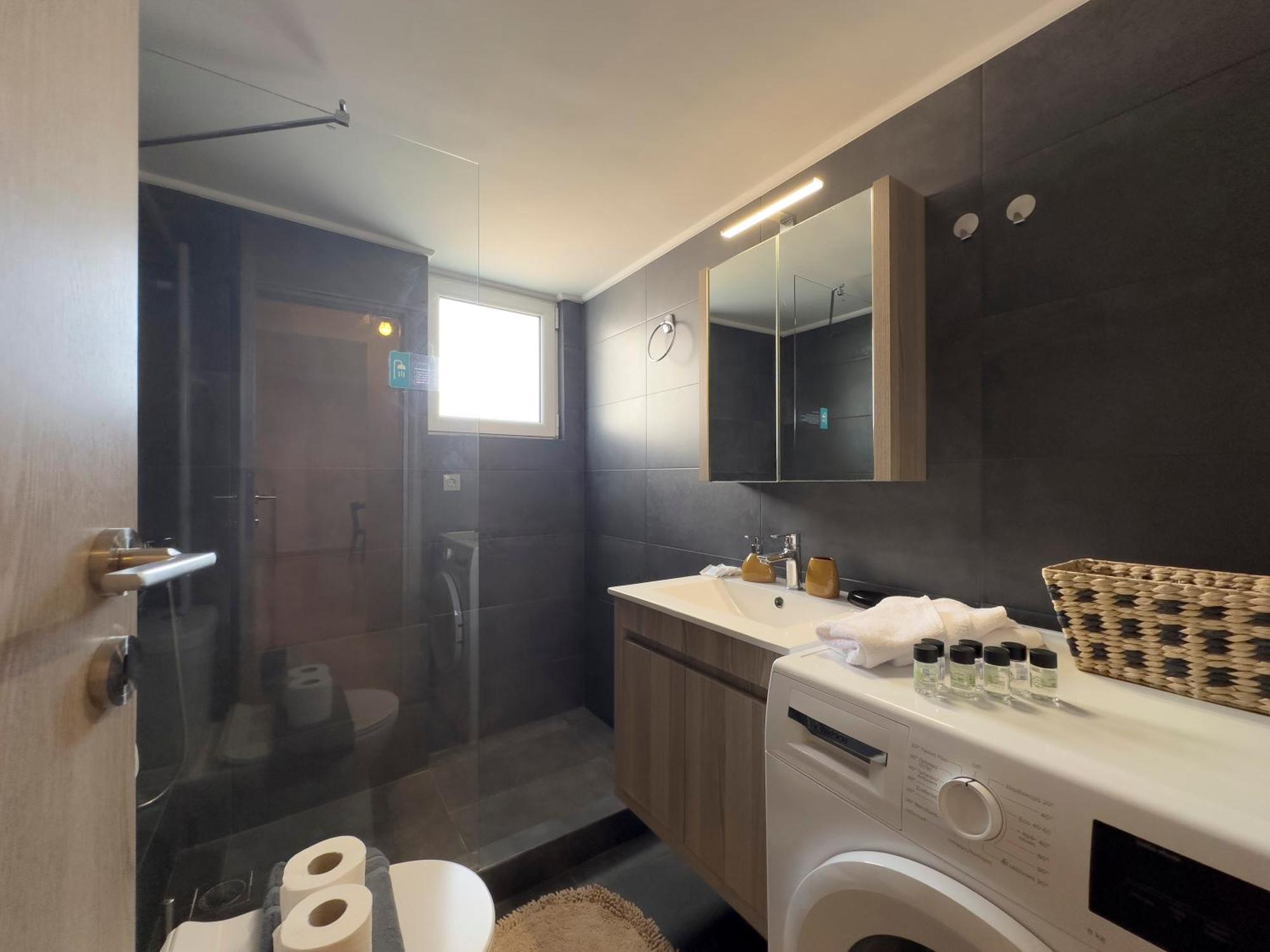 Apartment Nagia Modern Paleo Faliro D-1 *